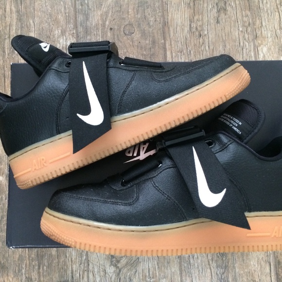 Air Force 1 Utility Size 9 (Used/Like New) - Picture 1 of 15